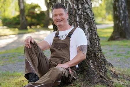 Henry (49) aus Niedersachsen: Er hat sich mit seiner Alpakazucht einen Traum erfüllt. Seine Traumfrau sollte zwischen 30 und...