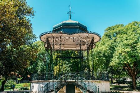 Der Park Jardim da Estrela ist eine wunderbare Oase mitten in der lauten Stadt. In dem Park im noblen Stadtviertel Estrela k...