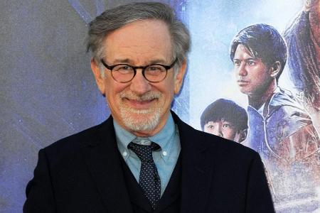 Noch eine Regie-Ikone hatte Probleme in der Schule: Wie sich schnell herausstellte, ist Steven Spielberg (72) Legastheniker....