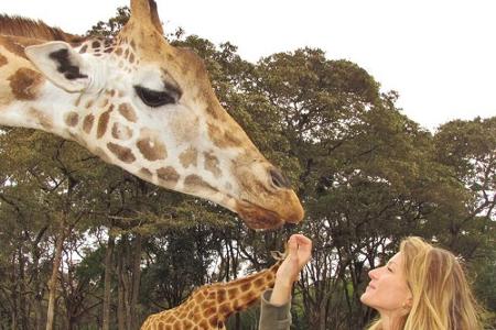 Zum World Widlife Day postete Model Gisele Bündchen (37) das schöne Foto von sich und einer Giraffe.