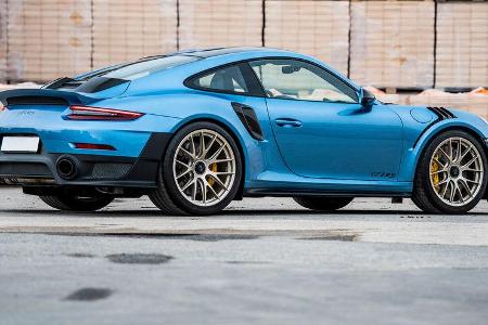 Porsche 911 GT2 RS (2018)