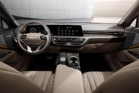03/2021, Kia K8
