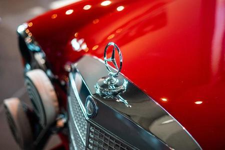Rote Sau von Arthur Bechtel Classic Motors