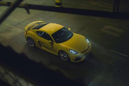 Porsche 718 Cayman GT4