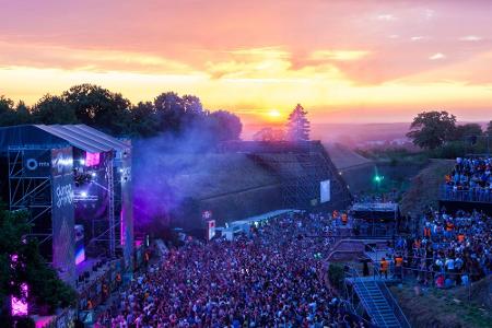 Ein ganz besonderes Festival-Gelände hat das Exit Festival auf der Festung Petrovaradin in Serbien zu bieten. Gegründet wurd...