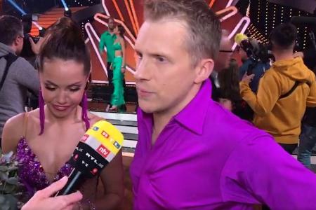 Nicht immer erweckte Oliver Pocher den Eindruck, dass er das RTL-Promi-Tanzen ernst nehme. Sein Ausscheiden traf ihn dann ab...