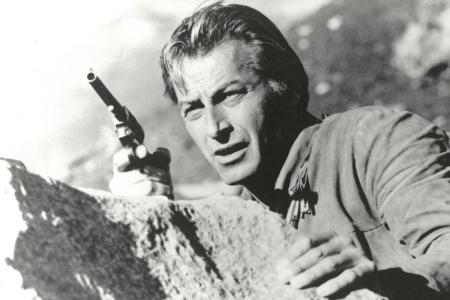 Als Old Shatterhand ging Lex Barker in die Filmgeschichte ein. Seiner Karriere half die Rolle allerdings kaum - in Hollywood...