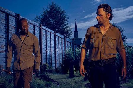 Auch Rick (Andrew Lincoln, r.) bekleckerte sich in der neuesten Staffel nicht gerade mit Ruhm