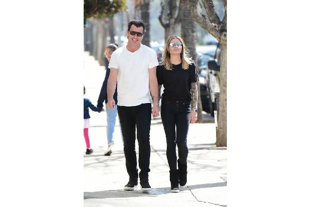 ...Gavin Rossdale, den Ex-Mann von Gwen Stefani. Mit der Sängerin scheint sich Sophia aber gar nicht zu verstehen, stichelt ...