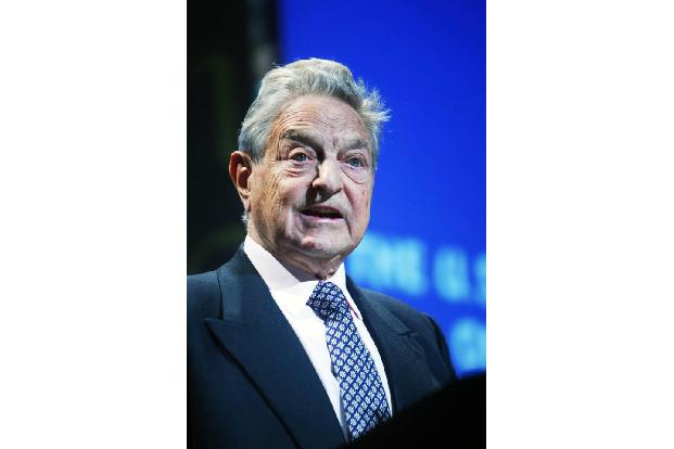 ...George Soros mit einem Tweet angegriffen. Der Milliardär ist langjähriger Unterstützer der Demokraten, während Roseanne B...