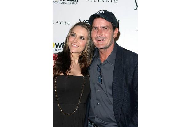 ...Charlies zweite Ex-Frau Brooke Mueller, mit der der Star von 2008 bis 2010 verheiratet war, ganze 47.000 Euro für die gem...