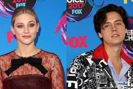 Lili Reinhart und Cole Sprouse sind auf und hinter der Leinwand ein süßes Paar