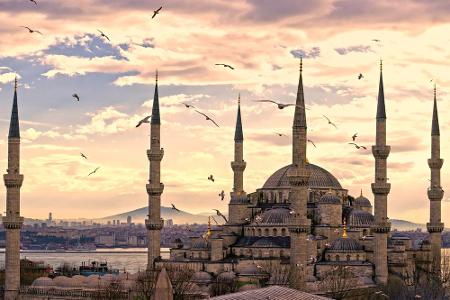 Mit 10,7 Millionen schiebt sich Istanbul auf Platz 9. Das Besondere: Für die nächsten Jahre wird im Ranking mit einem Besuch...