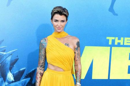 Kurz mag es auch Schauspielerin Ruby Rose Langenheim - jedoch mit ein bisschen mehr Pep. Der Pony ist leicht zur Seite gekäm...