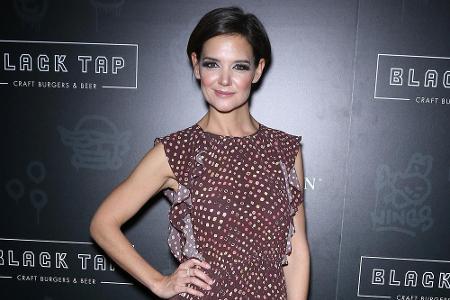 Katie Holmes ließ sich ihre Haare bereits im Oktober 2017 zum radikalen Pixie-Cut schneiden, doch auch 2018 trägt sie die Fr...