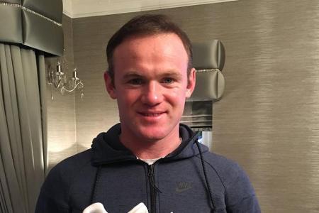 Wayne Rooney (30) bestätigte seine Haartransplantation 2011 auf Twitter: 