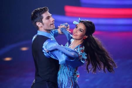 ...Tanzunterricht ausgezahlt hat, bewies Sila 2013 bei der RTL-Show 'Let's Dance'. Zusammen mit Christian Polanc schwebte si...