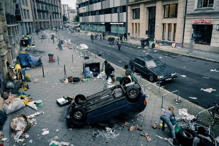 Dabei ist die Welt noch nicht mal untergegangen: Berlin gibt - in der Sky-Serie 