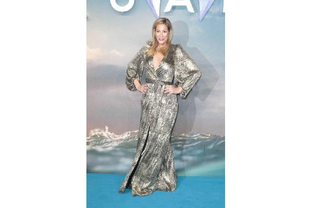 ...aber ebenfalls mit jeder Menge Glamour beehrte Schauspielerin Laura Pradelska die Premiere in London. Und bald ist es auc...