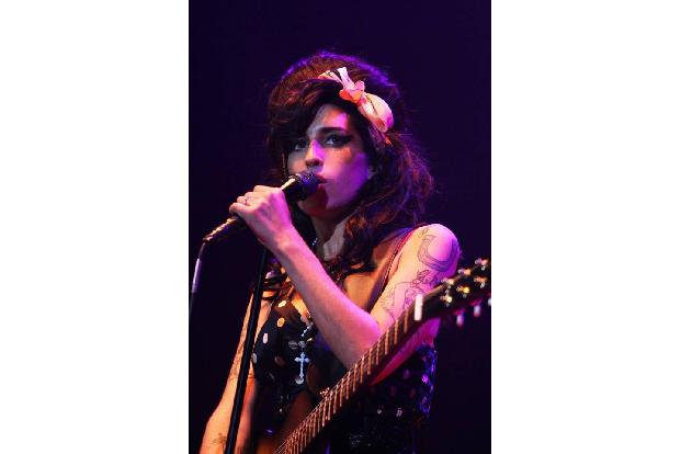 Wer am heutigen Freitag eine Platte von Amy Winehouse auflegt, sollte sie so in Erinnerung behalten: als begnadete Musikerin...