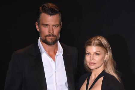 Ebenso überraschend kam das Beziehungsende von Sängerin Fergie (42) und Schauspieler Josh Duhamel (44) im September. Auch si...