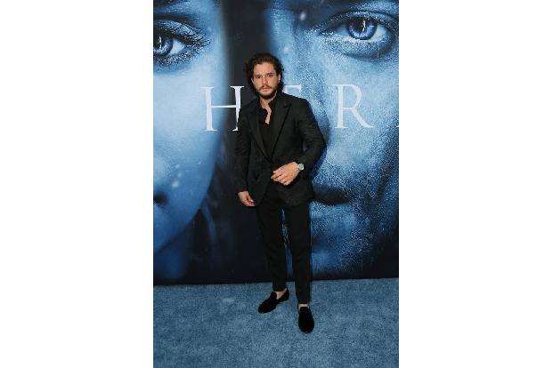 ...einige Fans glauben, aus Andeutungen und Dialogen herauszulesen, dass Jon Schnee (Kit Harington) und Danny sogar noch eng...