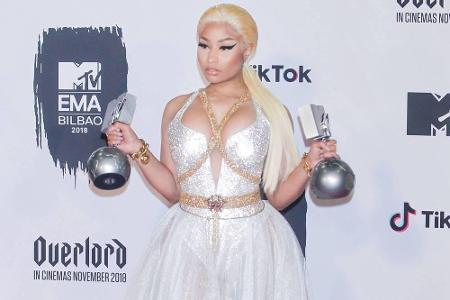 Nicki Minaj gewann zwei Auszeichnungen - unter anderem für den besten Look. Ob damit wirklich auch dieses Kleid gemeint war?