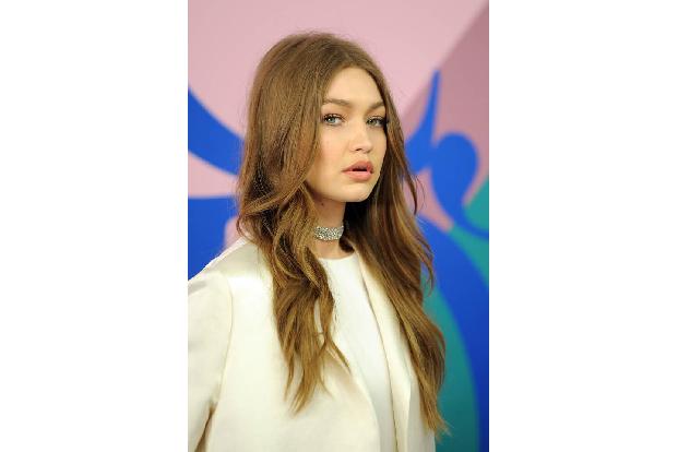 ...Gigi Hadid ist ihre Mutter Yolanda Foster für ihre Umbenennung verantwortlich, denn eigentlich wurde das Topmodel Jelena ...