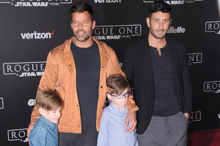 Mithilfe einer Leihmutter wurde 2008 auch Ricky Martin (45) Vater der Zwillinge Matteo und Valentino.