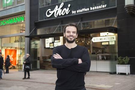 ...bei ProSieben da auch mehr Freiräume bekommen. Werden seine Restaurants und Bücher nun zur Nebensache und Steffen wird de...