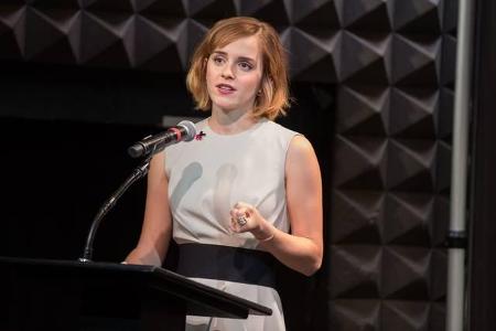 ...für die UN im Einsatz, allerdings als Sonderbotschafterin, ist Emma Watson. Sie macht sich vor allem für Frauenrechte sta...