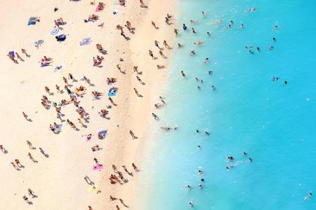 Dass sich in Europa ein erstklassiger Strandurlaub verbringen lässt, ist längst kein Geheimnis mehr. Welche Sandstreifen bes... Dass sich in Europa ein erstklassiger Strandurlaub verbringen lässt, ist längst kein Geheimnis mehr. Welche Sandstreifen bes...