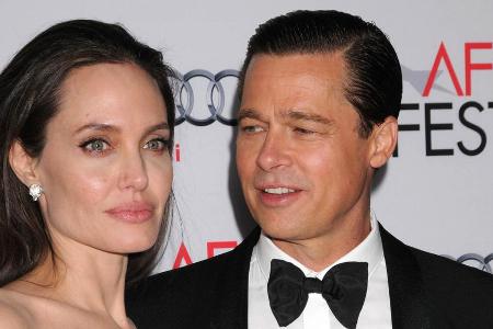 Sie waren das Hollywood-Traumpaar, doch in diesem Jahr fand Brangelinas Liebe ein plötzliches Ende. Aber nicht nur Brad Pitt... Sie waren das Hollywood-Traumpaar, doch in diesem Jahr fand Brangelinas Liebe ein plötzliches Ende. Aber nicht nur Brad Pitt...