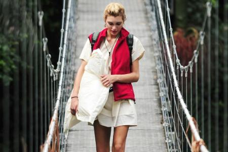 Transgender-Model Giuliana Farfalla (21) hat das Dschungelcamp 2018 am sechsten Tag vorzeitig verlassen. Sie hat länger durc...