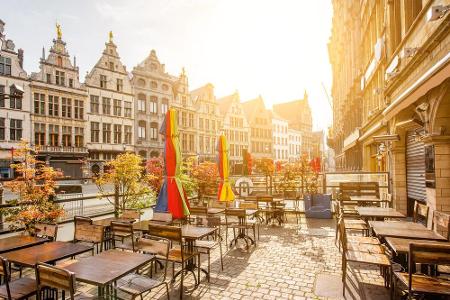 Platz 6: Antwerpen. Für einen Städtetrip nach Belgien? Definitiv! Ob Brügge, Gent oder eben Antwerpen: Sie alle versprühen e...