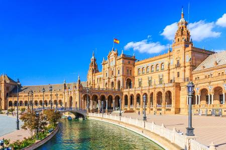 Platz 1: Sevilla. Eine stolze spanische Stadt, die sich in den letzten zehn Jahren neu erfunden hat - so lautet das Urteil v...