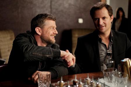 Deal: Nikolai (Andreas Guenther, l.) und Haller (Philipp Hochmair) raufen sich zusammen