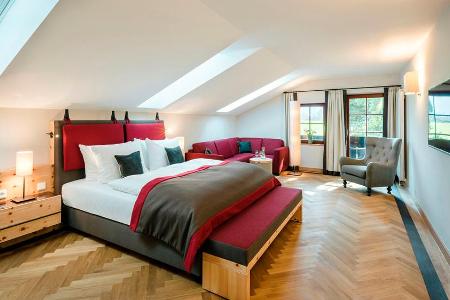 Wo Golfer sich wohlfühlen: Zirben Junior Suite im Klosterhof