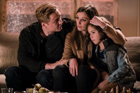 Kann Lukas seine Ehefrau Hanna (Alexandra Maria Lara) und Sohn Leon (Franz Hagn) beschützen?
