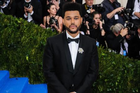 Musiker The Weeknd (28) war von 2015 bis 2016 mit Bella Hadid (21) zusammen. Danach datete er Selena Gomez (25) von Januar b...