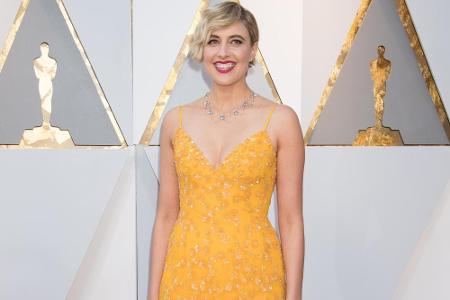 Einen gelben Farbtupfer setzte Greta Gerwig in ihrem Kleid von Rodarte.