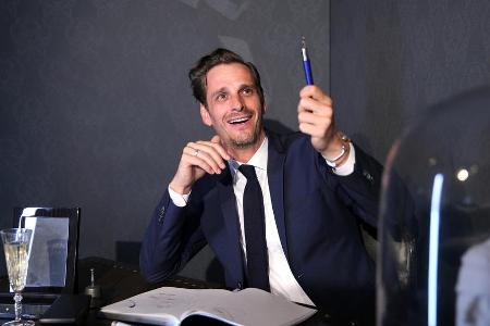 Schauspieler Max von Thun testete einen Füller