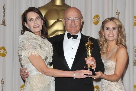 Mama Sally (v.l.), Papa Kim und Schwester Kate nahmen den Oscar für Heath Ledger entgegen