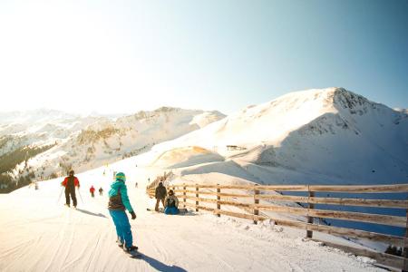 Saalbach-Hinterglemm-Leogang gehört zu den größten Skigebieten Österreichs und hat den Bronzerang knapp verpasst. Der Tagess...