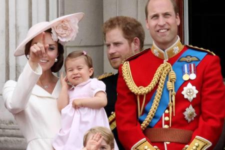 Prinzessin Charlotte bei ihrer ersten Teilnahme an der alljährlichen Geburtstagsparade zu Ehren von Queen Elizabeth II. (91)...