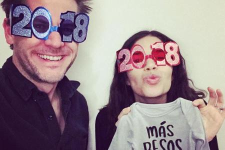 Serienstar America Ferrera verkündete rechtzeitig zum neuen Jahr, dass sie und Ehemann Ryan Piers Williams 2018 ihr erstes K...