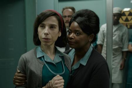 Zudem heimste Octavia Spencer (r.) für 