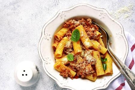 Dasselbe gilt für Pasta! Saucen auf Tomatenbasis wie Pomodoro oder all'arrabbiata sind wesentlich gesünder als Sahnesaucen. ...