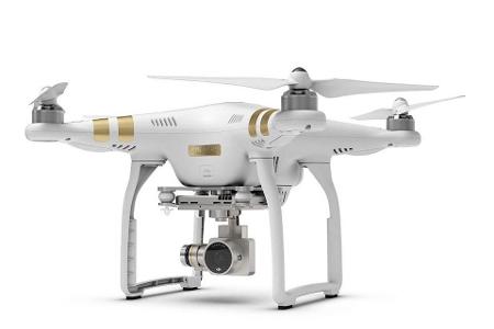 Die DJI Phantom 3 Professional nimmt Videos in 4K auf.