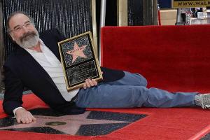 "Homeland"-Star Mandy Patinkin freut sich über seinen Hollywood-Stern